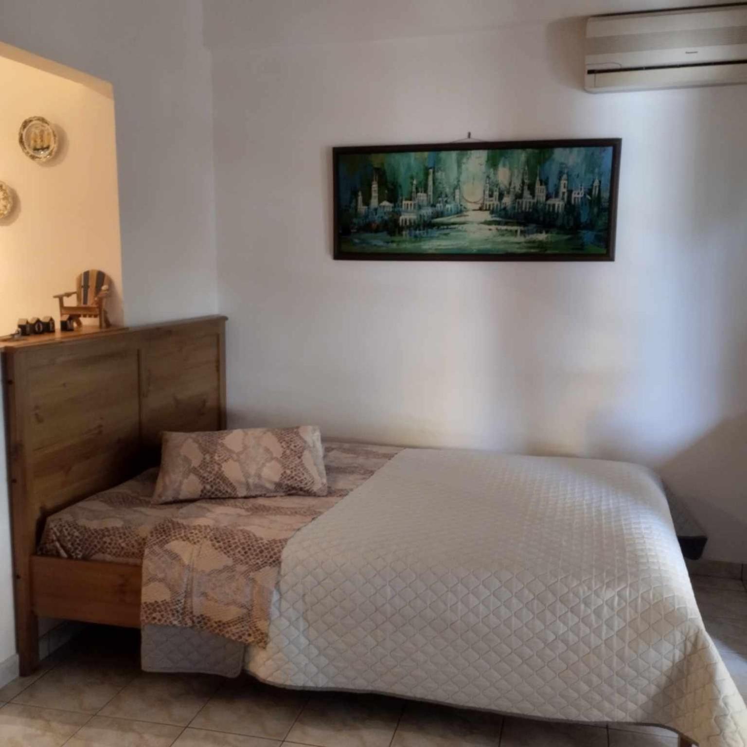 Small And Cosy Appartment- Piccolina Лутракі Екстер'єр фото
