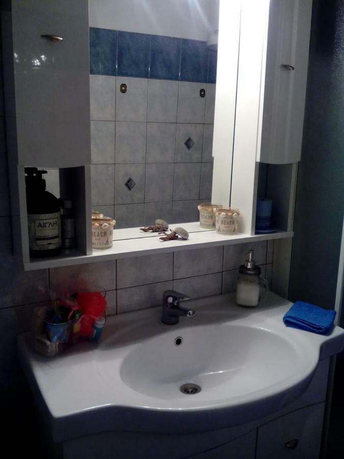 Small And Cosy Appartment- Piccolina Лутракі Екстер'єр фото